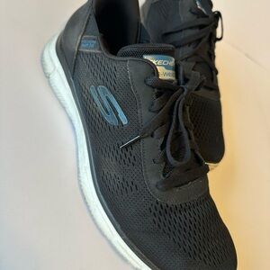 Skechers Men's Black and Blue Sneakers